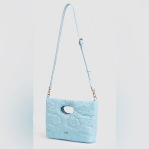 Cider Sky Blue/Baby Blue Quilted Flower Pattern Clutch Purse
